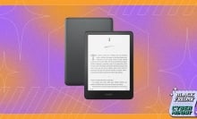 Kindle Paperwhite Signature Edition on gradient background