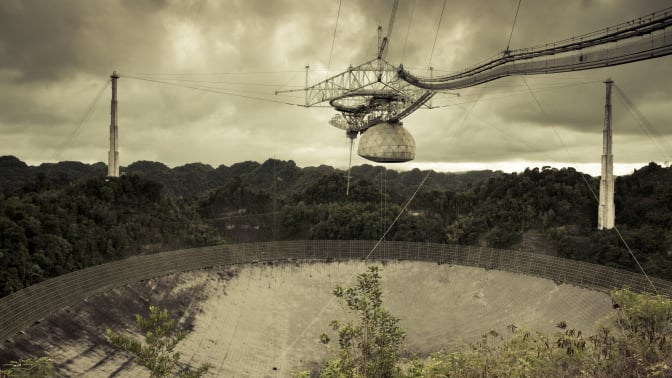 Viewing the Arecibo Observatory's giant radio telescope before its collapse