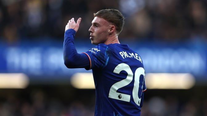 Cole Palmer of Chelsea celebrates scoring